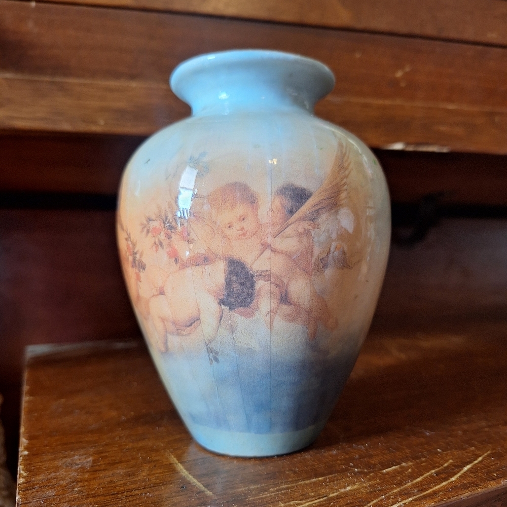 Vintage Cherub Design Ceramic Vase
